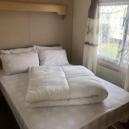 A4 The Chase 6 Berth Pet Friendly Caravan With Decking Ingoldmells Exterior foto