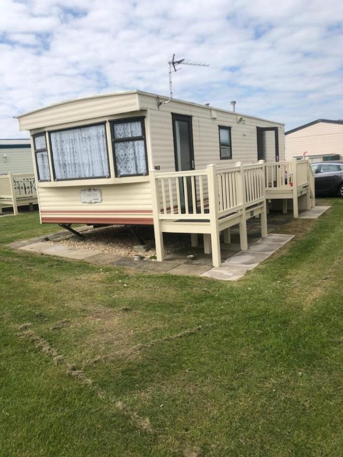 A4 The Chase 6 Berth Pet Friendly Caravan With Decking Ingoldmells Exterior foto